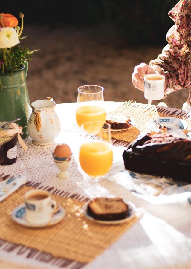 La Maison D'Aime Saint Quentin la Poterie Bagian luar foto